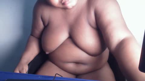 creamyposh1 online show from February 3, 6:35 pm