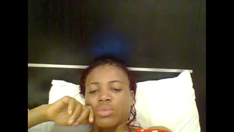 Snapshot of creamypussy002 chatting on September 10, 8:47 am creamypussy002 online show from September 10, 8:47 am