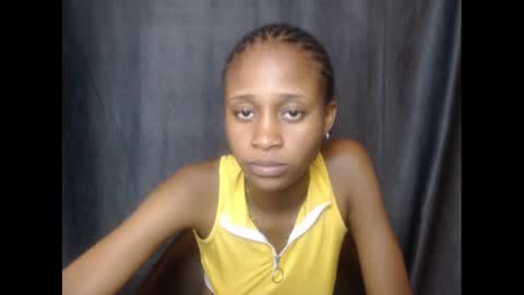 creamyxmuffin online show from February 22, 9:59 pm
