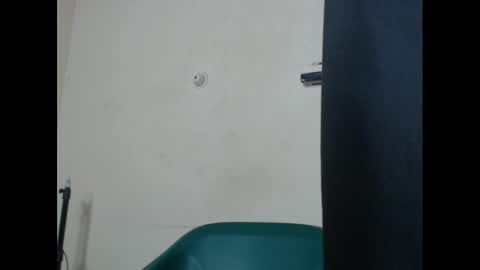 creamyxmuffin online show from March 1, 6:54 pm