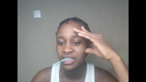 creamyxmuffin online show from September 9, 6:46 am