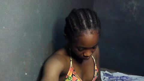 Snapshot of creamyxsugar chatting on February 27, 5:40 am creamyxsugar online show from February 27, 5:40 am