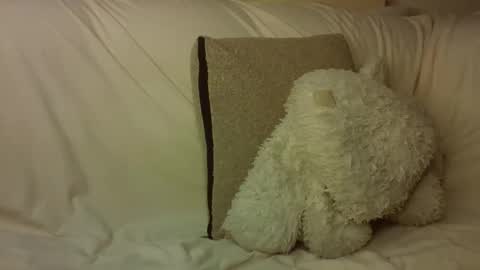 Snapshot of creamyy_pussy chatting on June 4, 7:53 pm creamyy_pussy online show from June 4, 7:53 pm