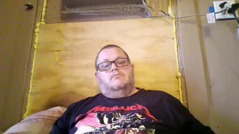 Snapshot of creeeping_death chatting on November 10, 11:04 pm The hopeless romantic online show from November 10, 11:04 pm