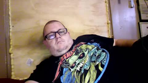 Snapshot of creeeping_death chatting on November 24, 5:29 am The hopeless romantic online show from November 24, 5:29 am