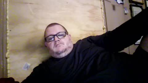 Snapshot of creeeping_death chatting on December 2, 9:10 pm The hopeless romantic online show from December 2, 9:10 pm