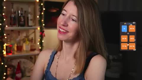 Quinn de la Creme online show from December 19, 7:10 pm