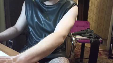 cremjee  online show from September 22, 8:11 pm