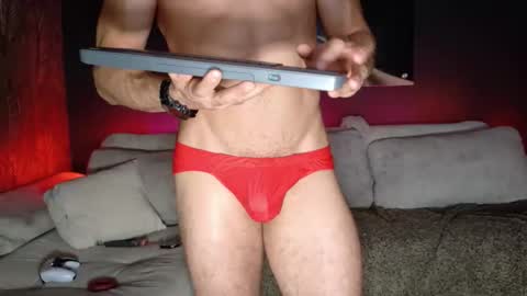 Snapshot of crhistian1_ chatting on February 15, 7:51 am CRHISTIAN online show from February 15, 7:51 am