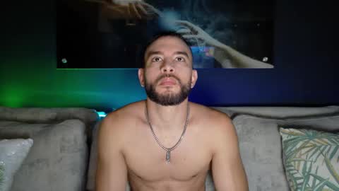 Snapshot of crhistian1_ chatting on February 26, 3:00 pm CRHISTIAN online show from February 26, 3:00 pm