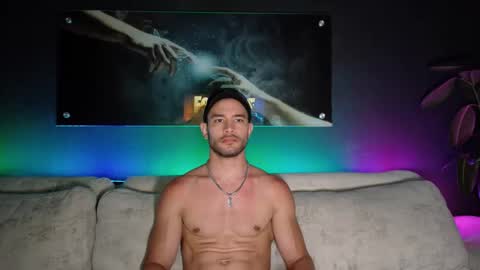 Snapshot of crhistian1_ chatting on March 24, 10:59 pm CRHISTIAN online show from March 24, 10:59 pm