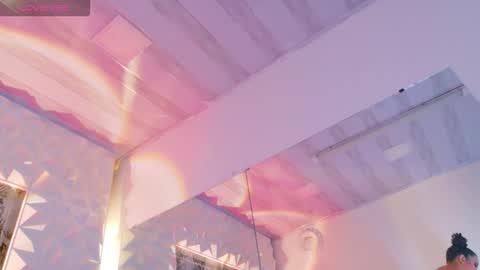 Snapshot of criiis_laurens chatting on September 12, 9:20 am criiis_laurens online show from September 12, 9:20 am