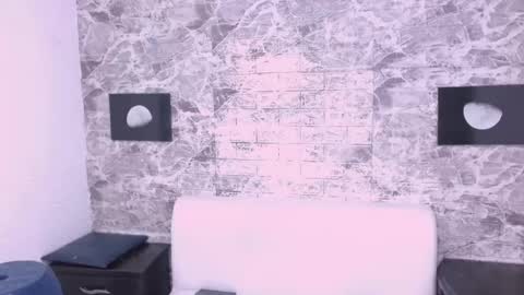 CriisBrown  online show from November 18, 11:03 am