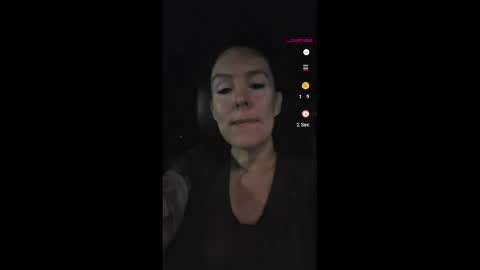 crimsongingerale online show from March 31, 1:29 am