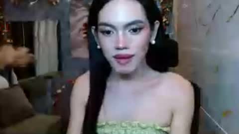 my beautiful cris online show from June 23, 10:35 am