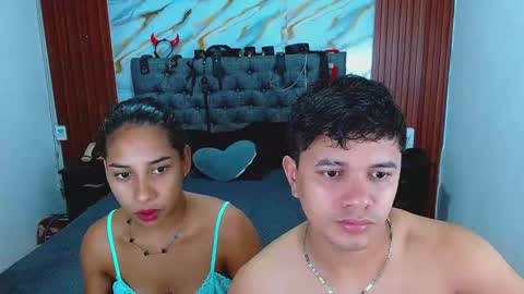 CRISANDMERY online show from February 19, 3:35 am