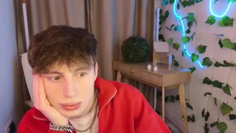 Chris online show from January 18, 6:28 am