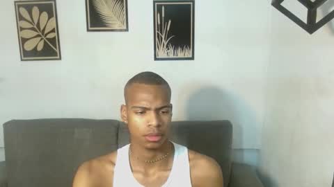 Snapshot of criss_zuri chatting on October 1, 11:38 am criss_zuri online show from October 1, 11:38 am