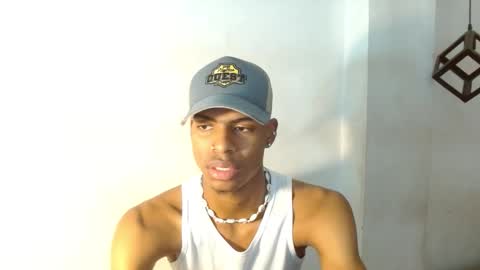 Snapshot of criss_zuri chatting on October 17, 11:57 am criss_zuri online show from October 17, 11:57 am