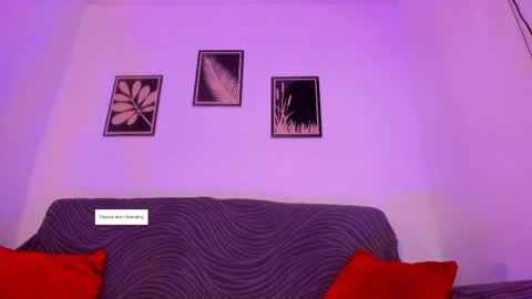 criss_zuri online show from March 26, 12:00 pm