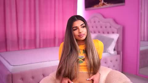 Crissy online show from March 27, 10:15 am