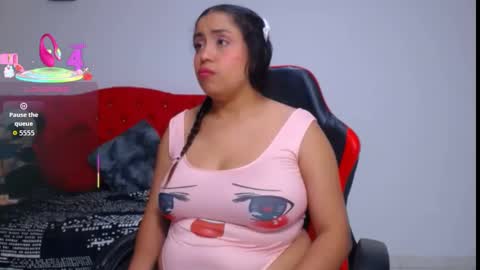 Snapshot of cristal_horny19 chatting on October 17, 12:47 am Milena online show from October 17, 12:47 am