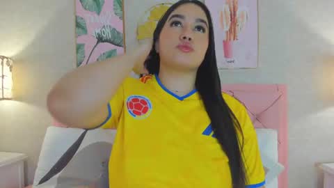 cristal online show from July 7, 7:18 pm