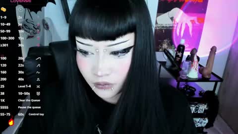 Cris online show from July 2, 5:52 pm