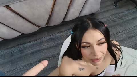 CRISTAL  VIOLETA online show from December 17, 3:40 pm