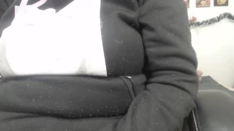 CristalAdams online show from December 12, 8:43 pm