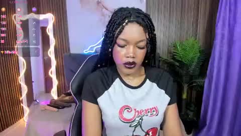 Crystalbroke  online show from June 17, 7:04 pm