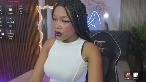 Crystalbroke  online show from June 20, 7:16 pm