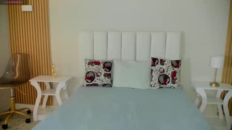 cristale69 online show from September 30, 10:26 pm