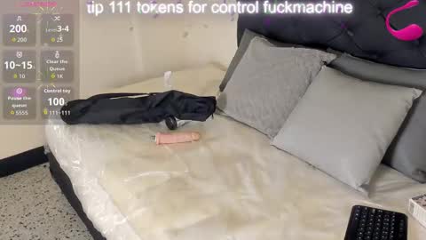 cristale69 online show from February 2, 7:01 pm