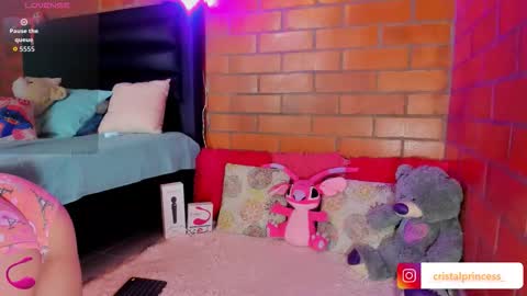 Cristal  online show from October 28, 11:07 pm