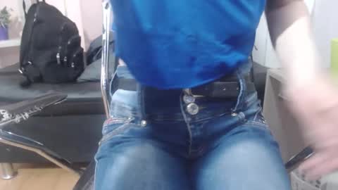 cristalmateus707rs online show from September 18, 8:11 pm