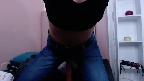 cristalmateus707rs online show from September 25, 10:24 pm