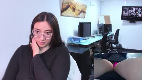 you can call me your sweettie assistant   online show from February 7, 2:26 pm