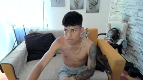 cristian dosantos online show from July 29, 2:26 pm