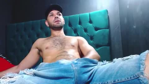 cristian hot9 online show from February 17, 6:15 pm