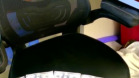 Snapshot of cristiano_ronaldo_sexy_man chatting on October 4, 2:09 am Cristiano Ronaldo sexy man online show from October 4, 2:09 am