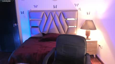 Cristina online show from January 4, 11:48 pm