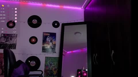 Christina online show from February 4, 11:27 pm