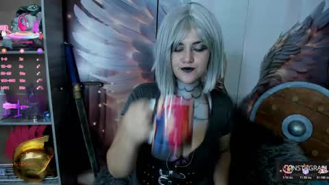 Snapshot of cristina_blue21 chatting on November 15, 9:28 am Cristina online show from November 15, 9:28 am