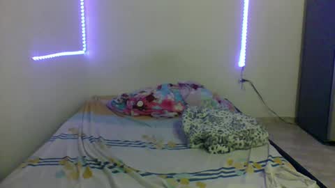 Snapshot of cristina_jennerdoll2104 chatting on December 21, 7:24 am cristina_jennerdoll2104 online show from December 21, 7:24 am
