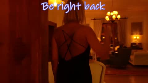 CristinaVinci online show from December 7, 7:32 pm