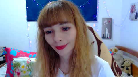 Snapshot of cristinewinter chatting on March 25, 10:21 am cristinewinter online show from March 25, 10:21 am