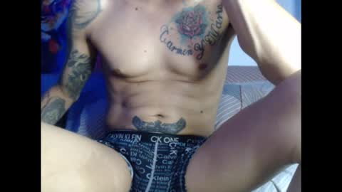 criistofer online show from February 3, 6:51 am