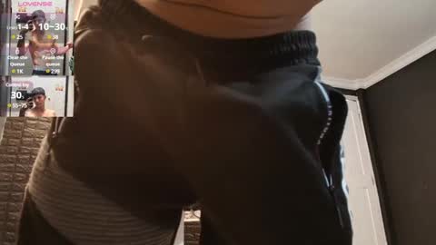 cristopher23  online show from January 8, 7:56 pm