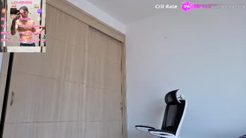 cristopher23  online show from July 22, 5:49 pm